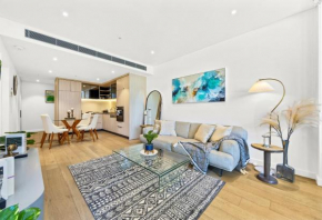 Urban Bliss 2BR Abode - Luxury, Comfort , Pool, Parking, Sydney